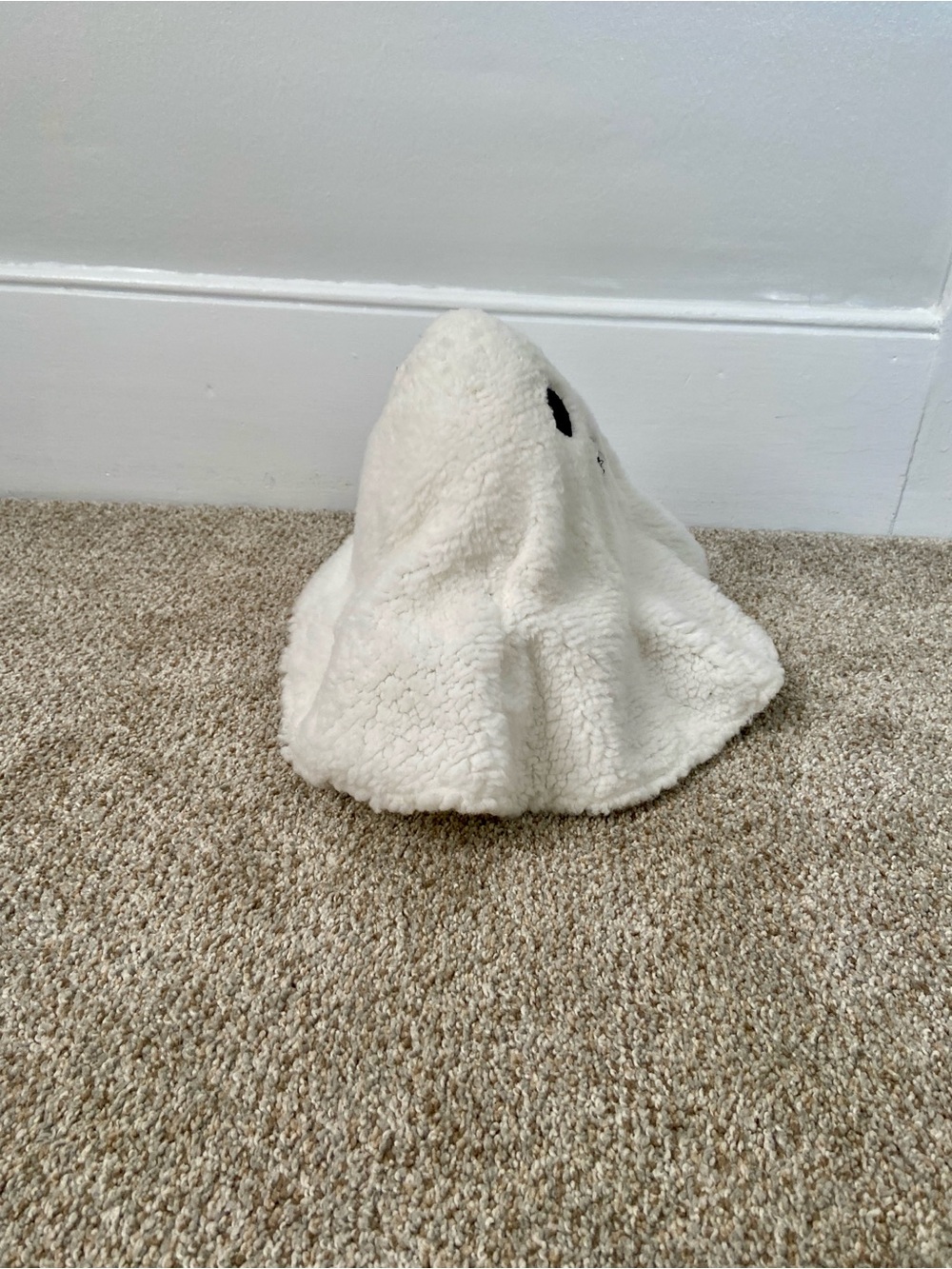 Sherpa Ghost Halloween Plush Decor Michaels EUC - Picture 4 of 12